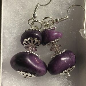 FREE WITH BUNDLE⭐️purple quartz earrings